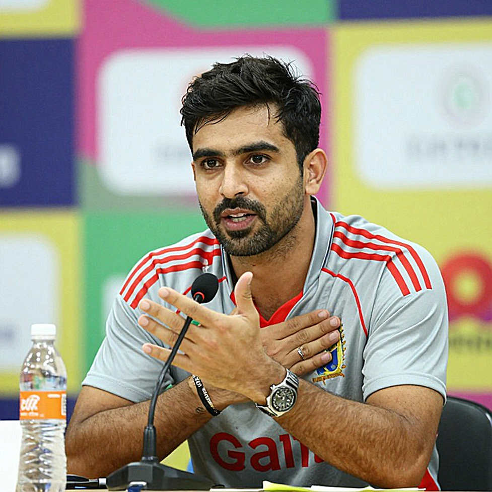 The Price of Scarcity: When Absence Becomes the Asset in the Fast Bowler's Market