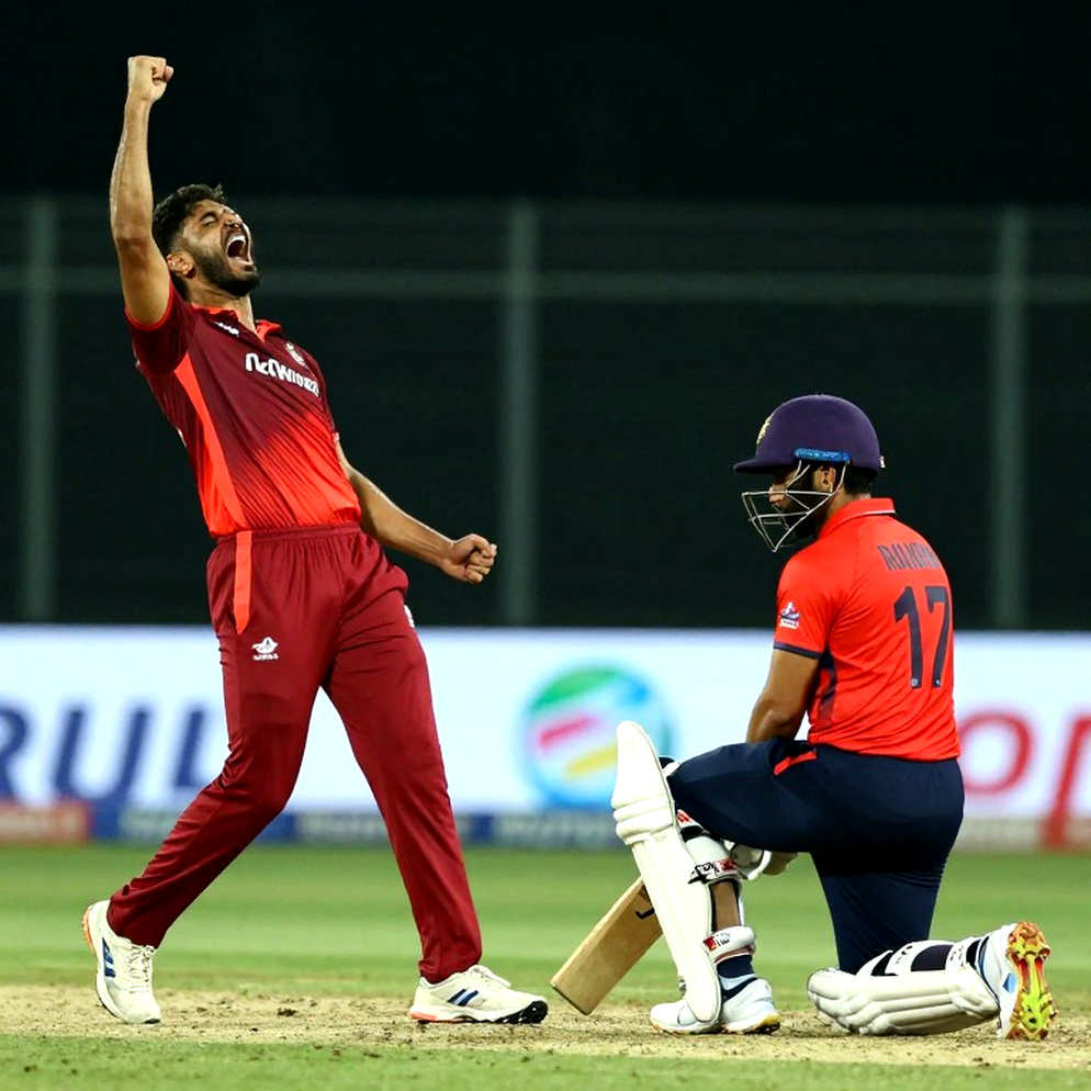 টাইমড আউটের ঘড়ি, আম্পায়ার’স কল আর ক্রিকেটের অপরিবর্তনীয় লেজার টাইমড আউটের ঘড়ি, আম্পায়ার’স কল আর ক্রিকেটের অপরিবর্তনীয় লেজার